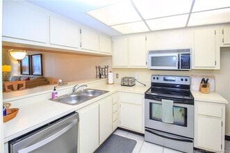 Building Photo - 4540 NE Sandpebble Trce