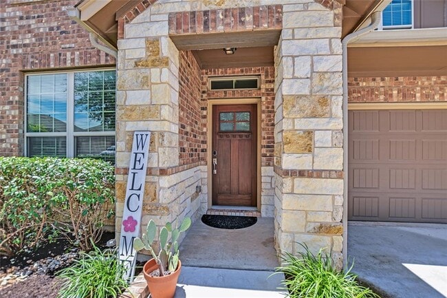 Building Photo - 176 Patriot Dr