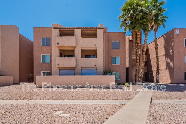 Building Photo - 540 N May