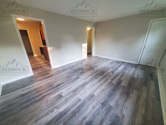 Foto del edificio - 218 Richmond Dr NW