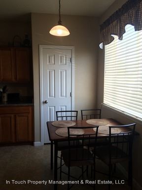 Foto del edificio - 12795 Jasmine Ct