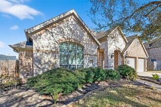 Building Photo - 5115 Field Briar Ln