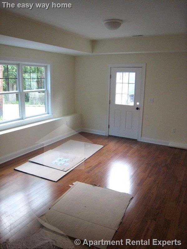 Primary Photo - 43-45 Pitman St Unit #101