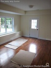 Building Photo - 43-45 Pitman St Unit #101