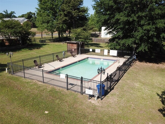 Building Photo - 3123 Everwood Trail
