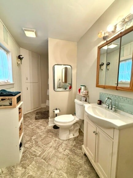 Foto del edificio - 200 W 5th Ave