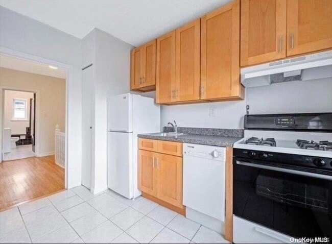 Foto del edificio - 20-07 43rd St