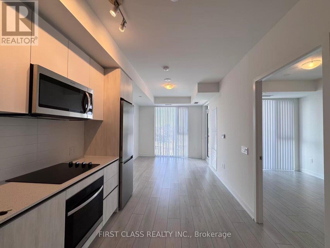 Photo principale - 5858 Yonge St