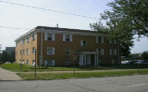 Primary Photo - Coachman apartments