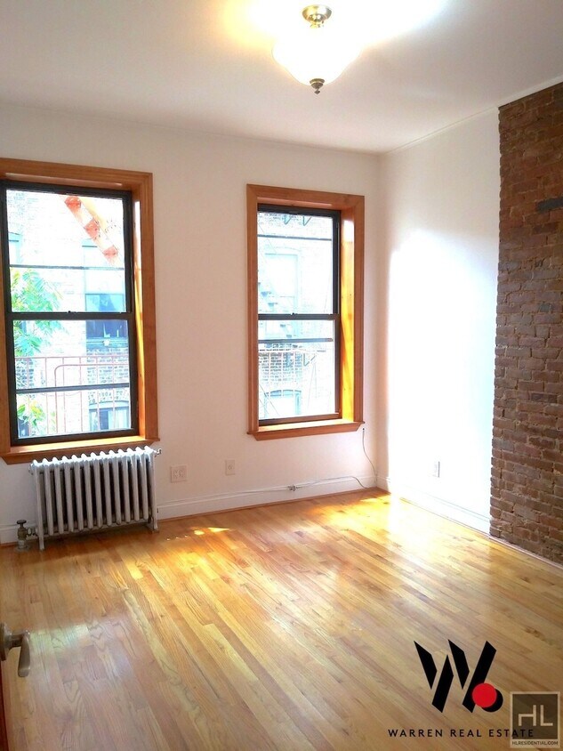 NO FEE 2.5 BEDROOM ON EAST 7 STREET Apartment for Rent in New York