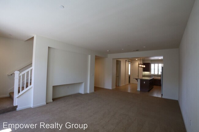 Building Photo - 4 br, 3.5 bath House - 4059 Dobbins Loop