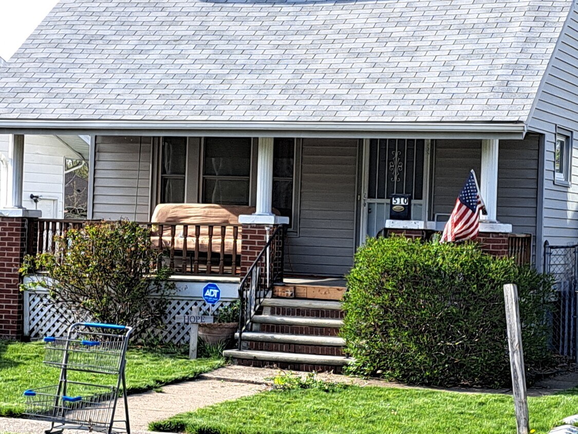 Primary Photo - 510 W 28th St