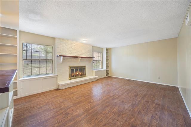 Foto del edificio - 553 Trailcrest Dr