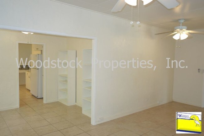 Building Photo - 425 Kalama St