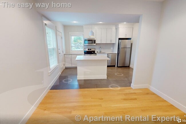 Photo - 208-210 Banks St Unit #3 Apartment