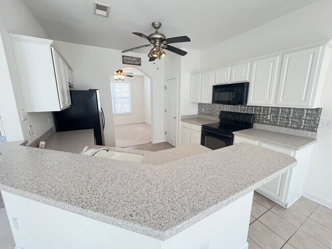 Foto del edificio - Beautiful Four Bedroom, 2.5 Bath Home, plus Bonus room! Now Available in Little River! Community ...