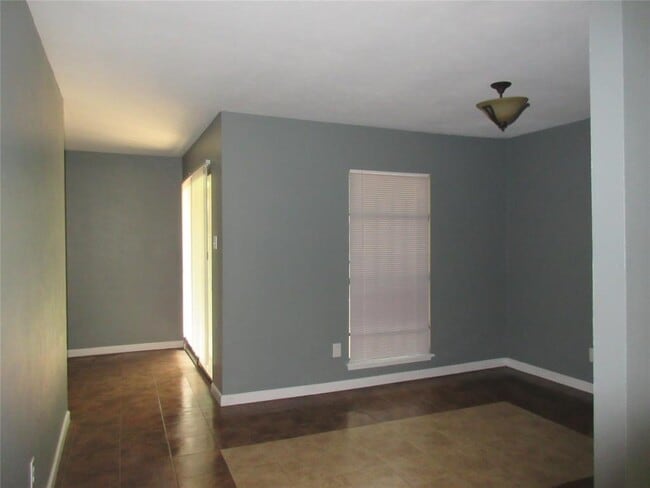 Building Photo - 2631 Killdeer Ln