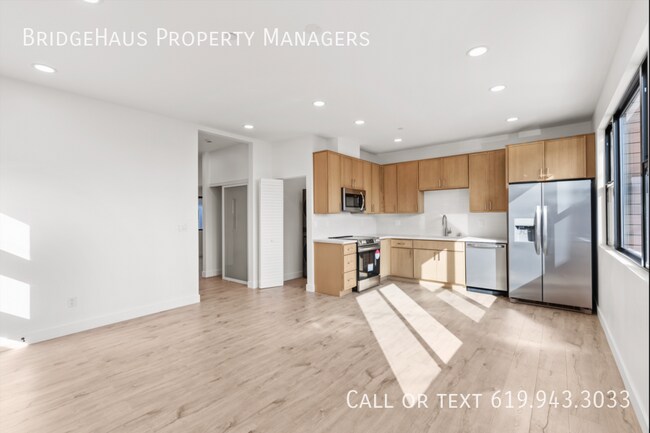 Foto del edificio - 3248 Clairemont Dr