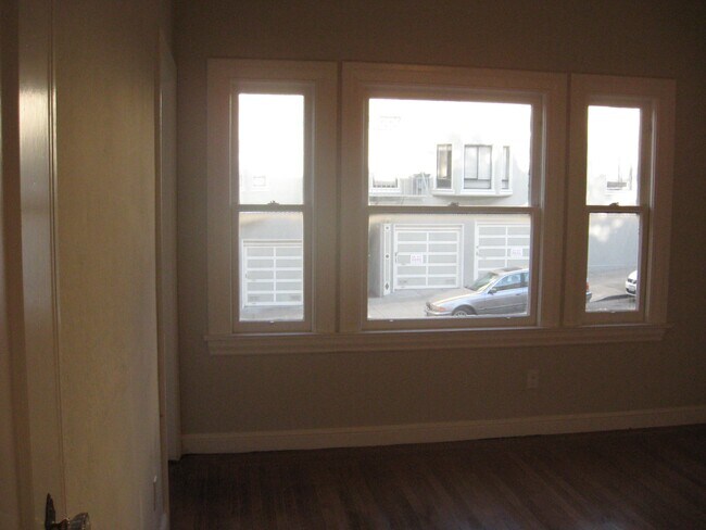 Foto del edificio - 1261 Broderick St