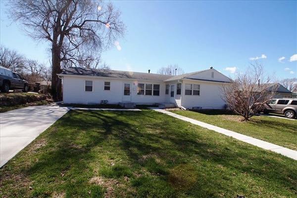 Foto principal - 6137 Hillsdale Ave