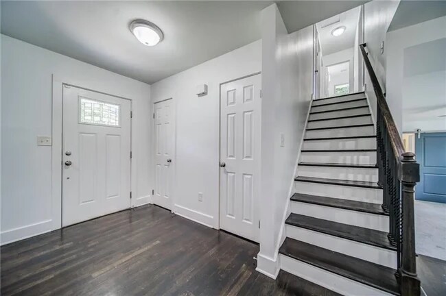 Foto del edificio - 4141 Renfrew Ct SW