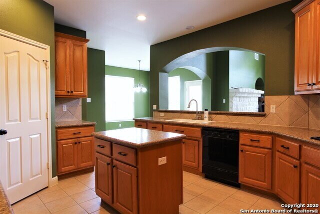 Building Photo - 1806 Three Forks