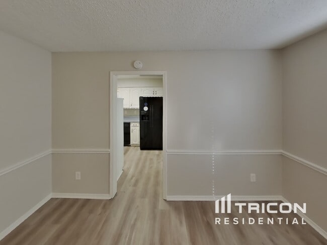 Foto del edificio - 3225 Hastings St