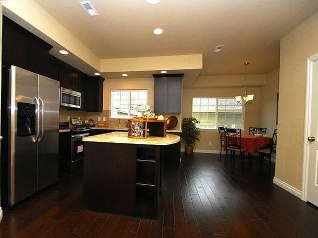 Foto del edificio - Great Townhome in Fort Collins