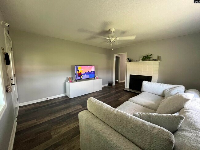 Building Photo - 2535 Watson St