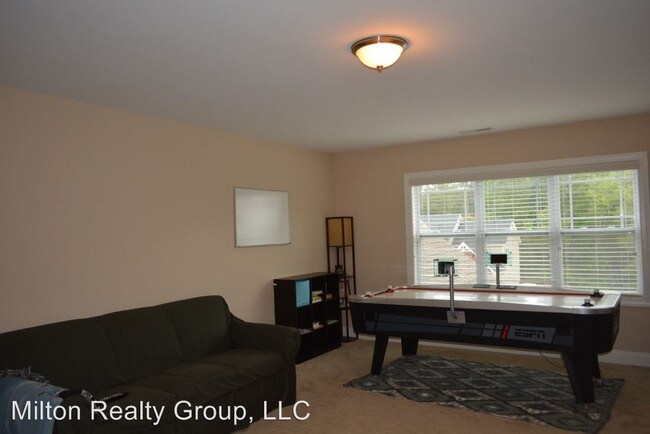 Building Photo - 4 br, 2.5 bath House - 47 Kentucky Derby 61