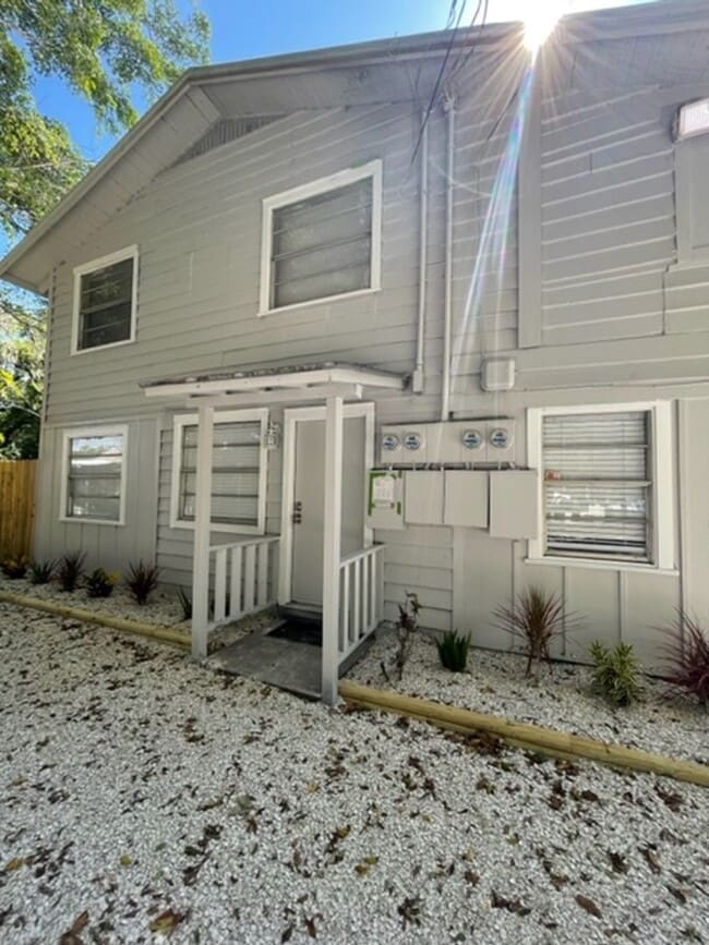 Photo - 1113 20th Street West Apartment