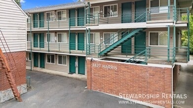 Building Photo - 1827 Harris St