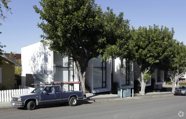 Building Photo - The Union