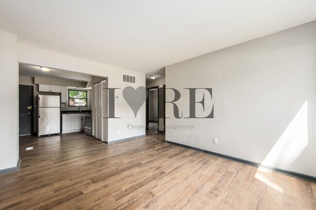 Foto del edificio - 87 Stevens Ave