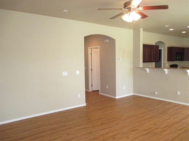 Building Photo - 17391 W Woodlands Ave