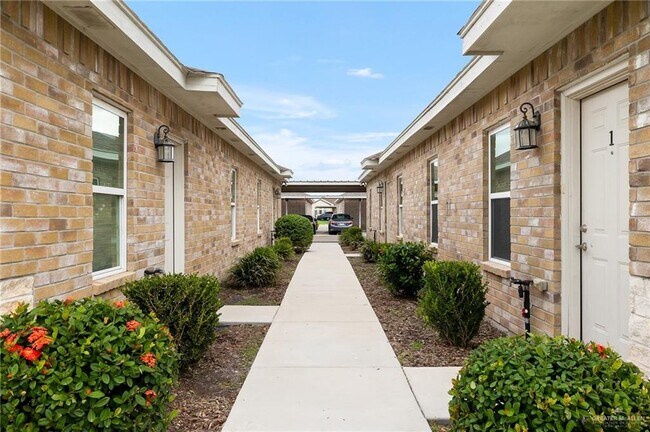 Foto del edificio - 3805 Hawthorne Ave