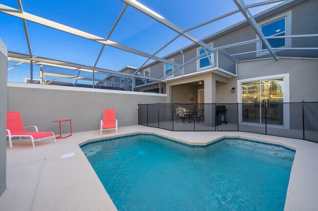 Foto del edificio - Captivating House - Private Pool & Close t...