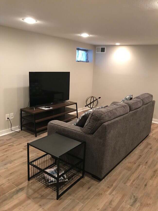 Living room - 2221 Jefferson Ave