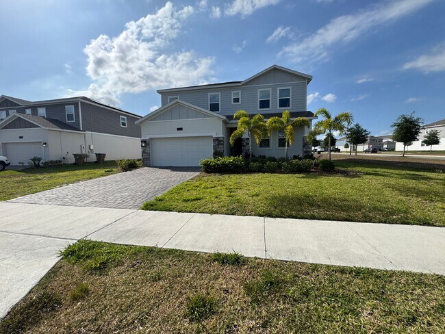 Rare find! Multi-Gen Home close to Lake No... - Rare find! Multi-Gen Home close to Lake No...