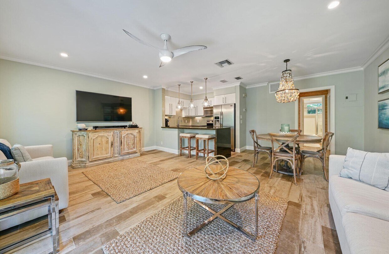Building Photo - 1108 Ocean Terrace