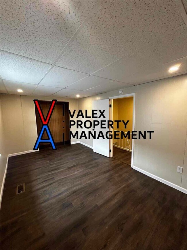 Building Photo - 344-346-346 Main St