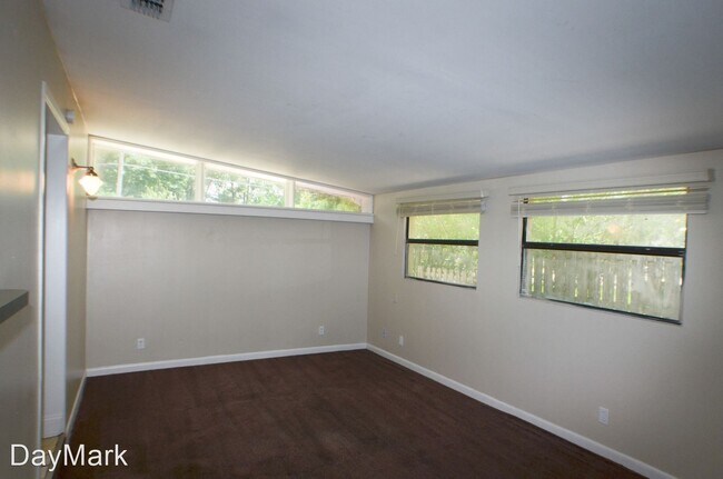 Building Photo - 4 br, 2 bath House - 794 La Marche Dr