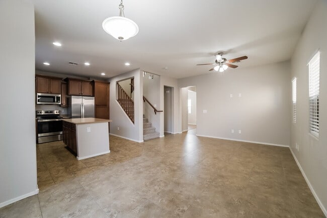 Foto del edificio - 477 N Citrus Ln