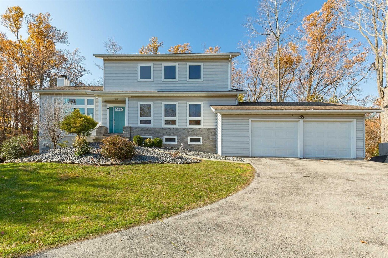 Foto principal - 45 Sunrise Hill Rd