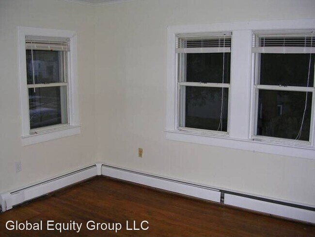Building Photo - 3 br, 2 bath House - 11 Greenland Ave.