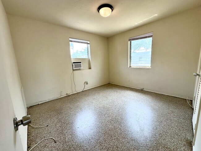 Building Photo - 507 Conniston Rd