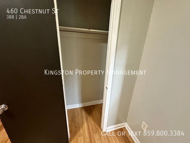 Foto del edificio - Beautiful 3 Bedroom 1 & 1/2 Bathroom House...