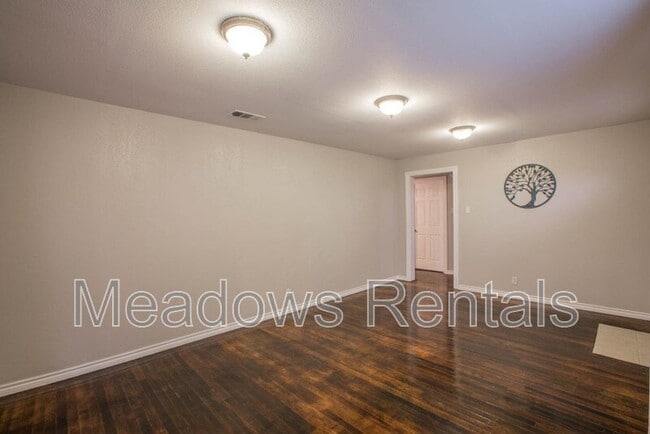 Building Photo - 3922 Levi Parkway