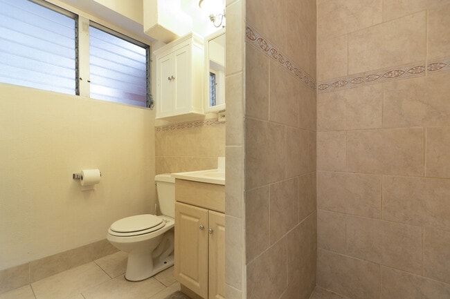 Building Photo - 417 Nohonani St