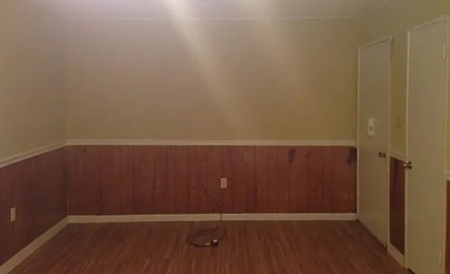 Photo - 1325 Woody Dr House